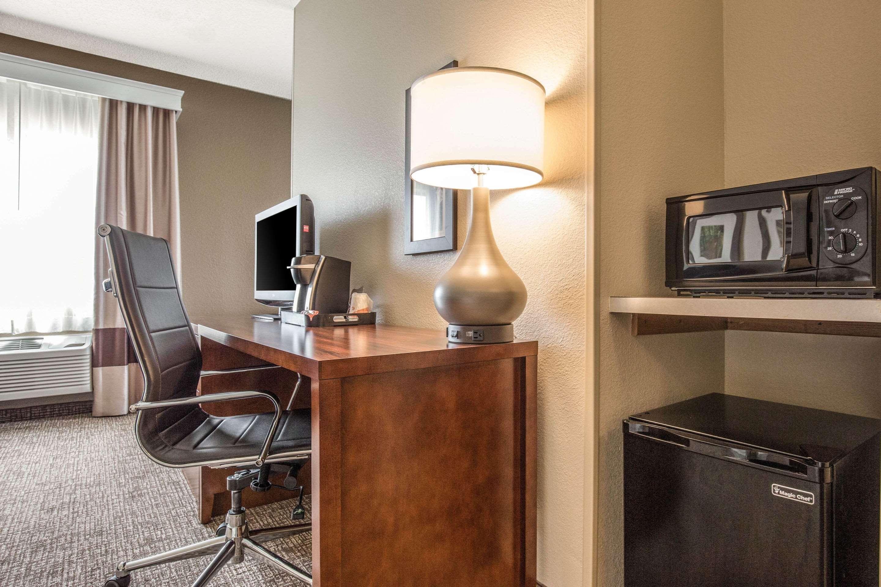 Comfort Inn La Porte Eksteriør bilde