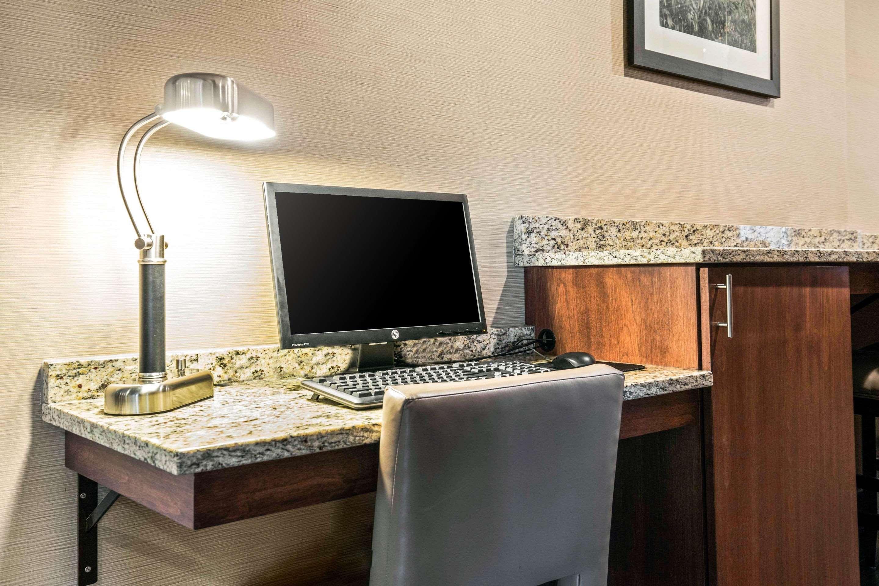 Comfort Inn La Porte Eksteriør bilde