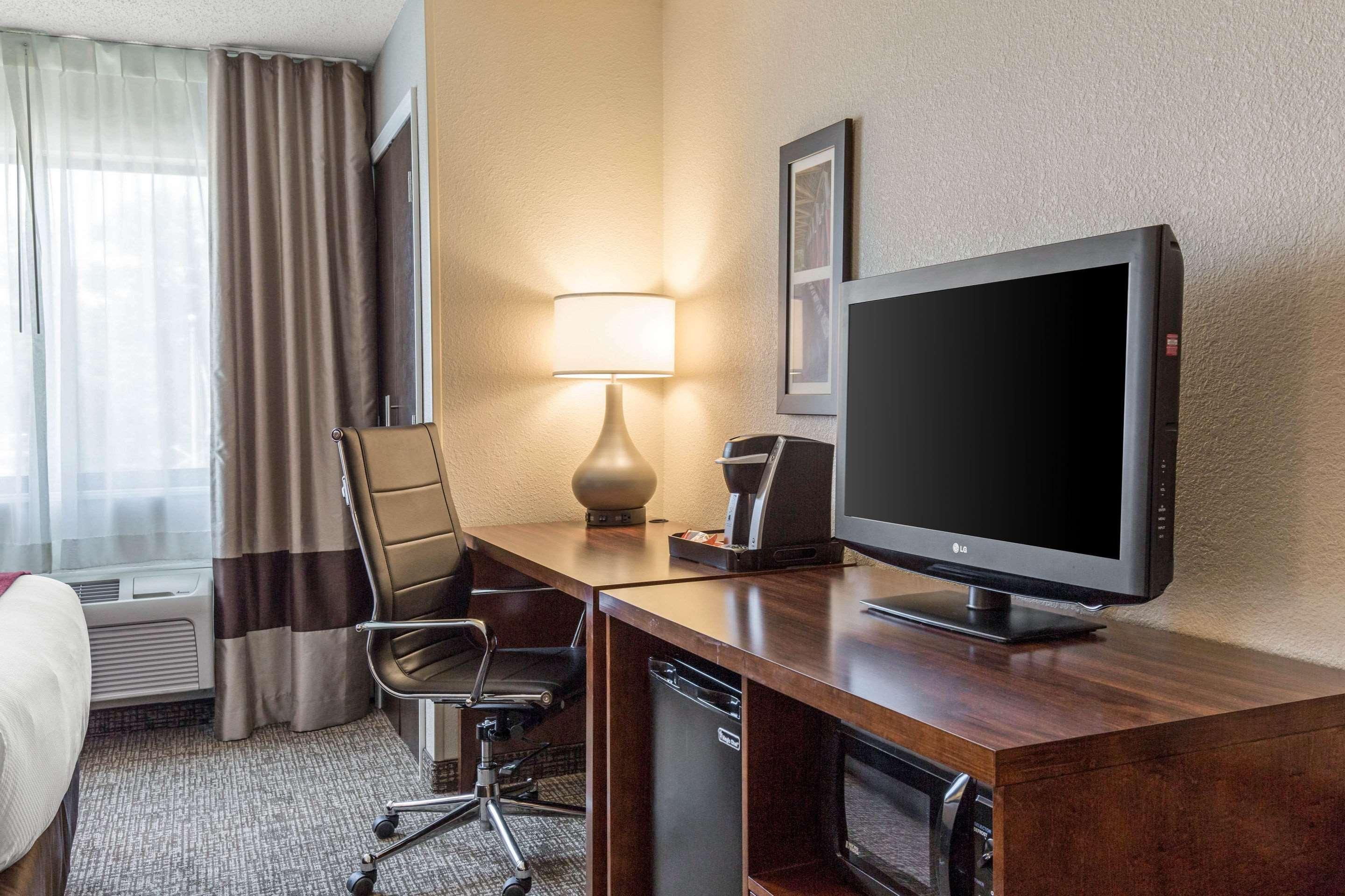 Comfort Inn La Porte Eksteriør bilde